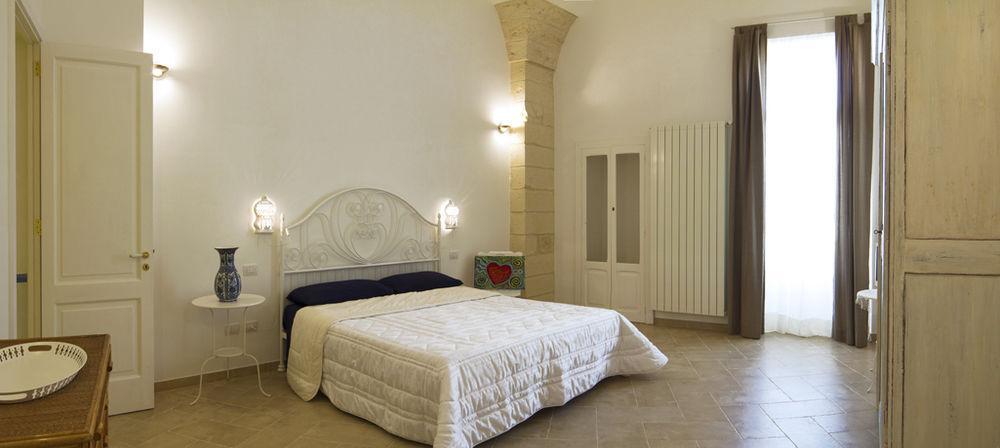 Nuvole Barocche Apartment Lecce Bagian luar foto